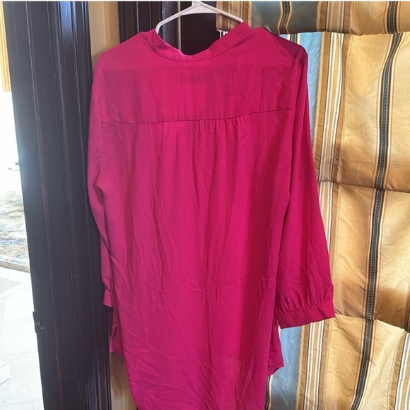 Hot pink blouse - Picture 4 of 4